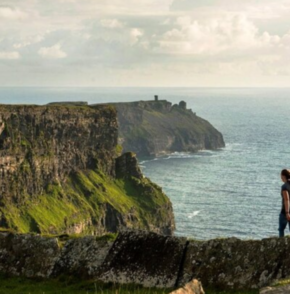 Cliffs of Moher explorer day tour from Limerick. Guided.