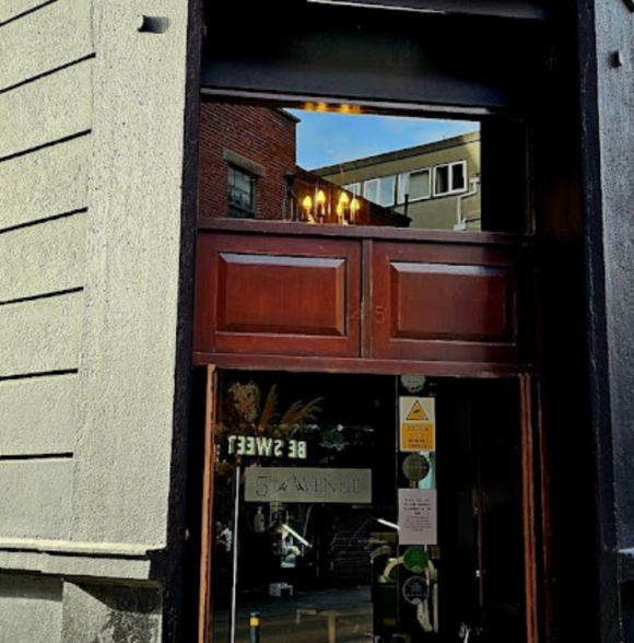 5th Avenue Beauty Emporium