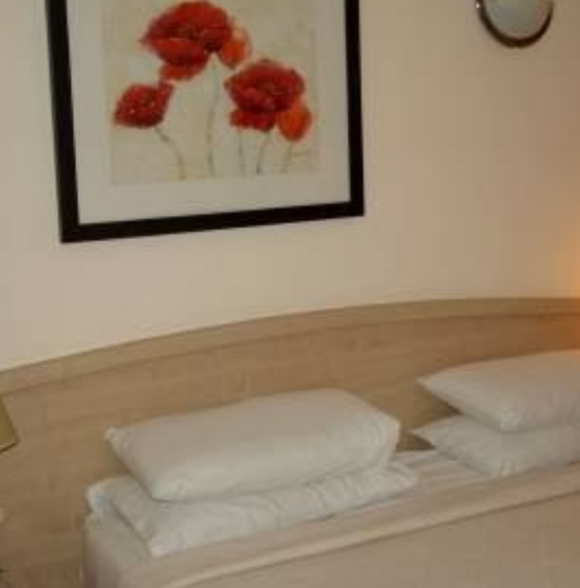 Bellavista Hotel & Self-Catering Suites