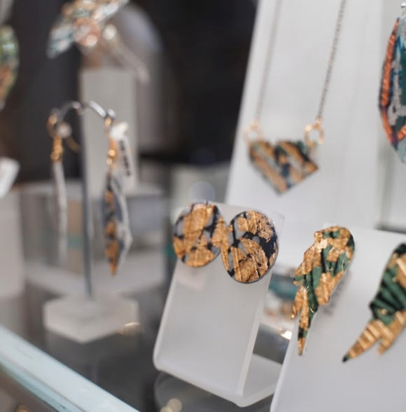 Courtville Antique & Vintage Jewellers