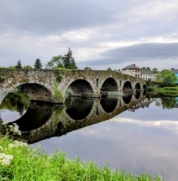 WATERSIDE GUEST HOUSE
