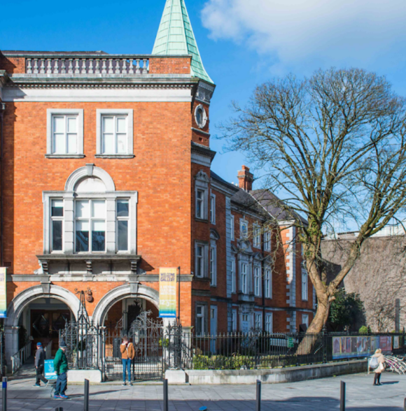 Cork English College