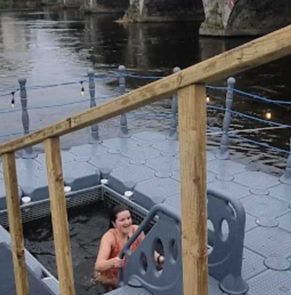 THE HOT BOX SAUNA GRAIGUENAMANAGH