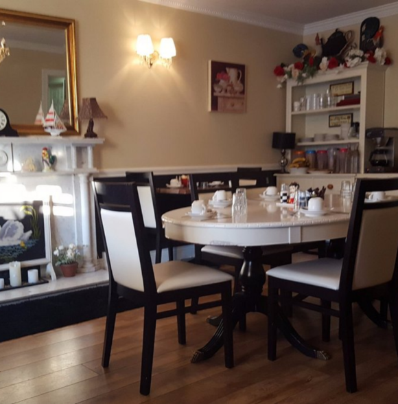 Aaron House B&B Guest House