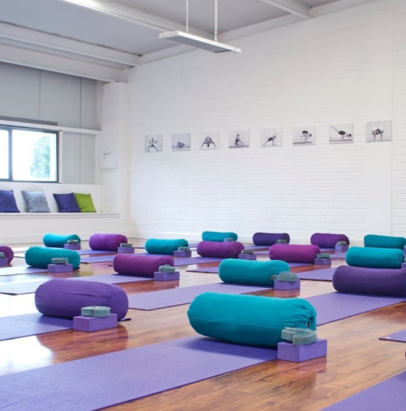 Himalaya Yoga Valley