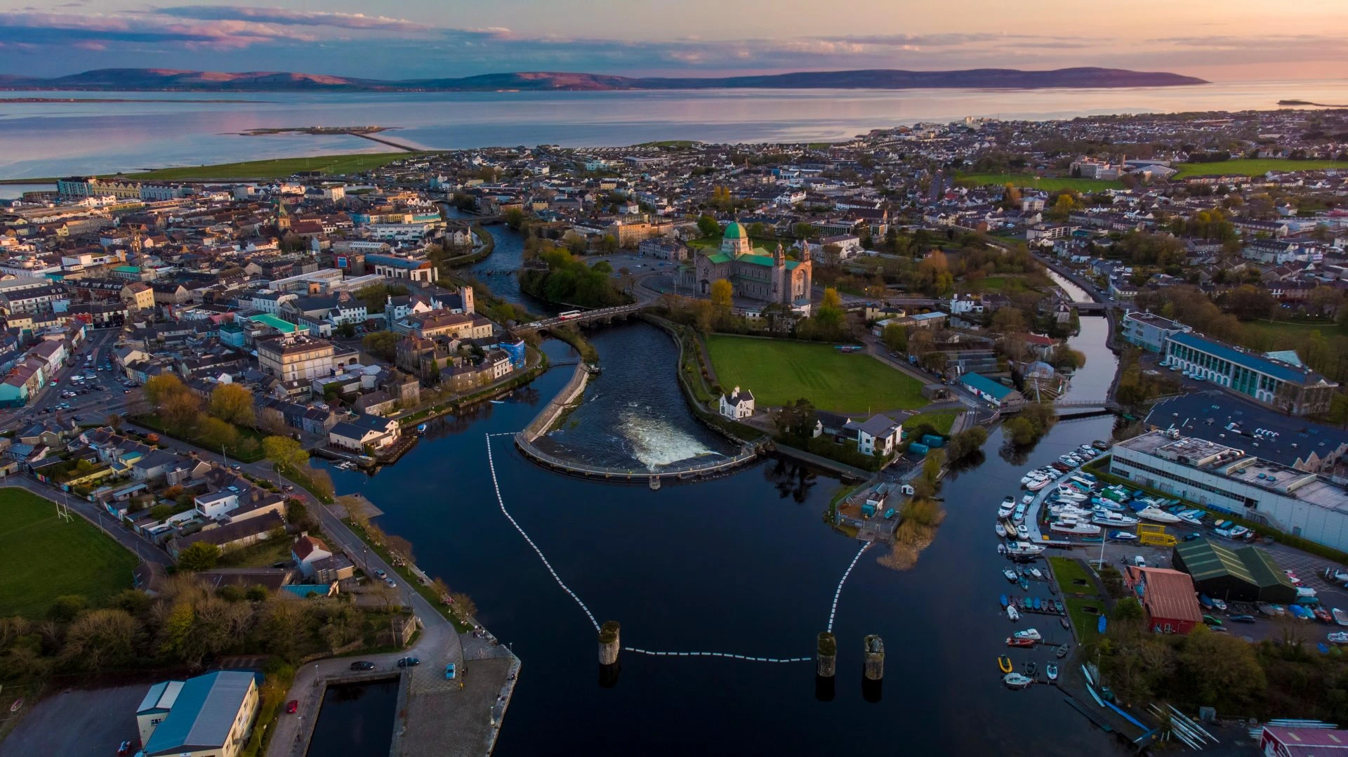 Top 10 Places to Visit in Galway (2025) Top 10 Places to Visit in Galway (2025)